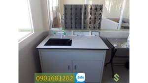 Bàn thí nghiệm có bồn rửa