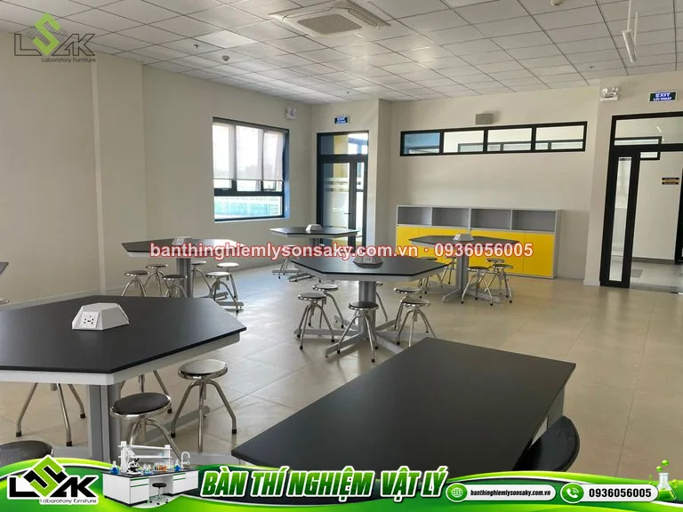 Bàn thí nghiệm vật lý - 3