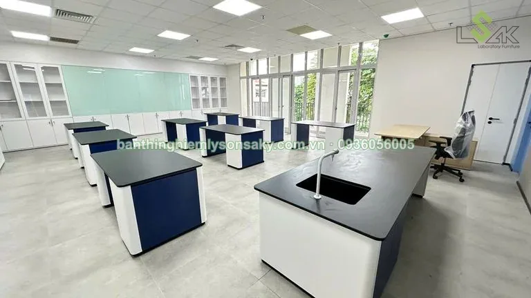 Bàn biểu diễn thí nghiệm hóa sinh – Chem-Bio Demonstration Table