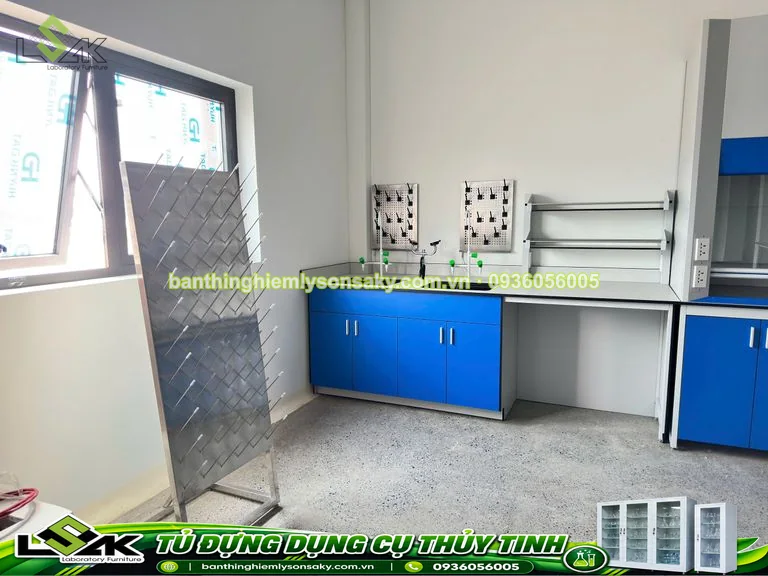 Tủ đựng dụng cụ thủy tinh - 5